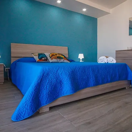 The - Panoramic View Apartment