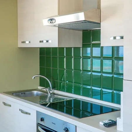 The - Panoramic View Apartment
